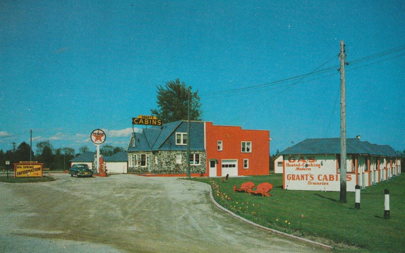 Woodys Outpost (Schaves Tourist Court, Grants Modern Tourist Court) - Vintage Postcard (newer photo)